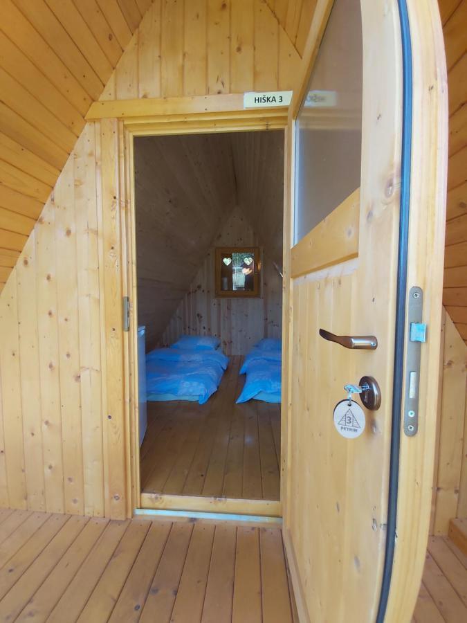 מלון טולמין Glamping Hiske Petrin מראה חיצוני תמונה