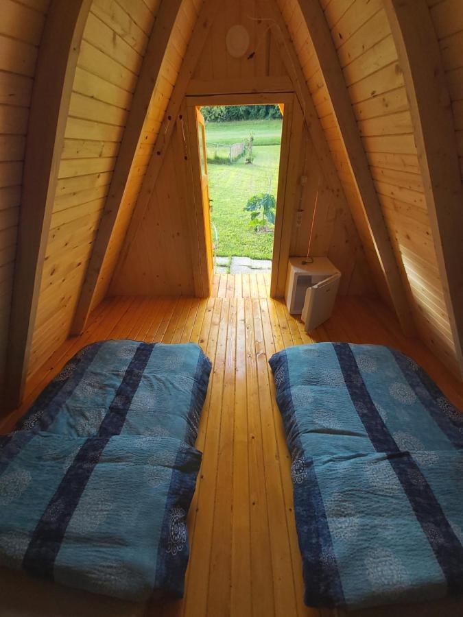 מלון טולמין Glamping Hiske Petrin מראה חיצוני תמונה