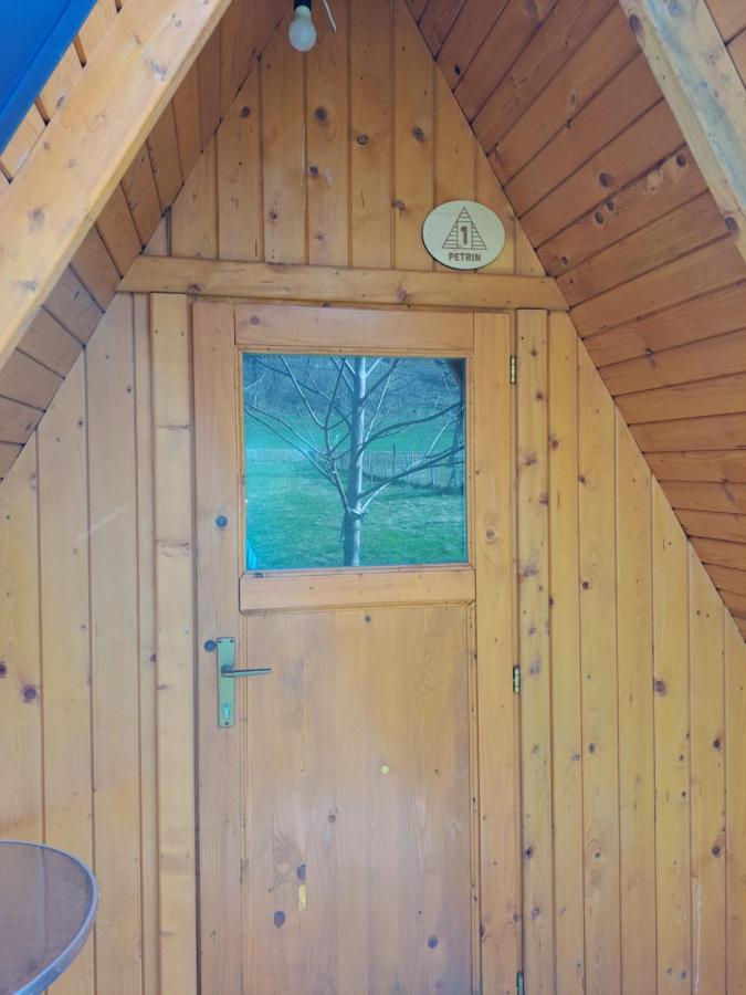 מלון טולמין Glamping Hiske Petrin מראה חיצוני תמונה